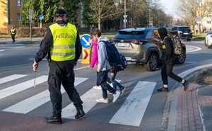 perex - přecházení dětí s MPK.jpg