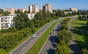 perex - tř. 17. listopadu - dron - ilu.jpg